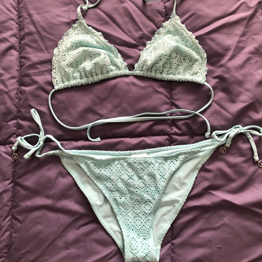 WOMENS BIKINI